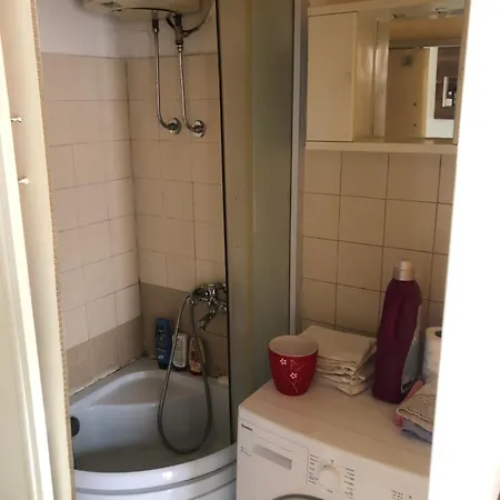 Apartament Near Scc